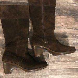 Dansko Risa Brown Suede Boots